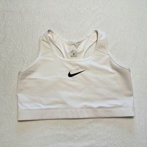 Nike Dry Fit Victory Sports Bra